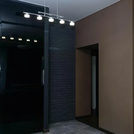 Apartment On Kirava 1 *