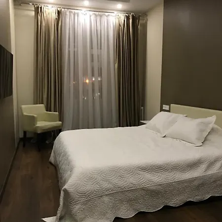 Apartment On Kirava 1